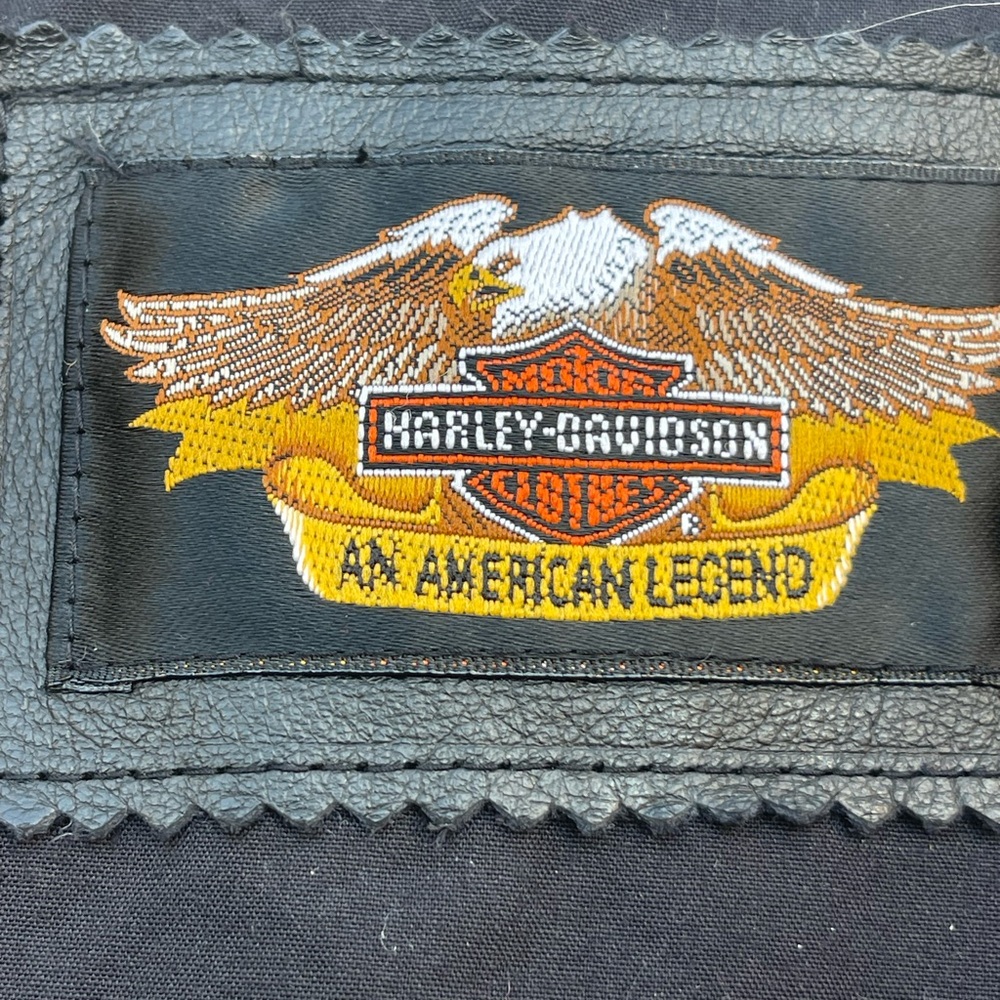 Harley-Davidson Women's Black Leather Zip Front Vest with Embroidered Logo - Picture 9 of 10